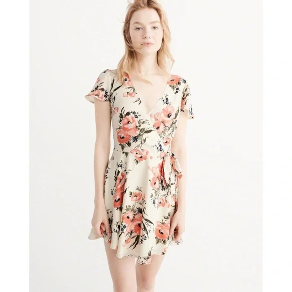 Abercrombie & Fitch faux wrap dainty mini floral dress Medium